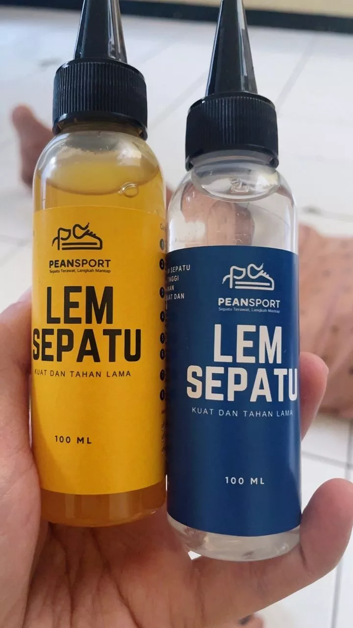 Packing rapi, pelayanan ramah, dan kualitas lem sepatu mantap!