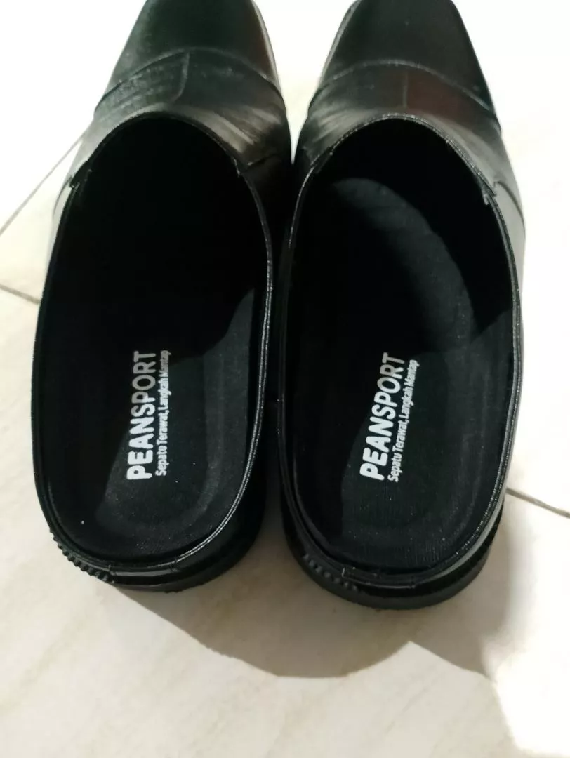 Insole sangat nyaman dipakai seharian, recommended!